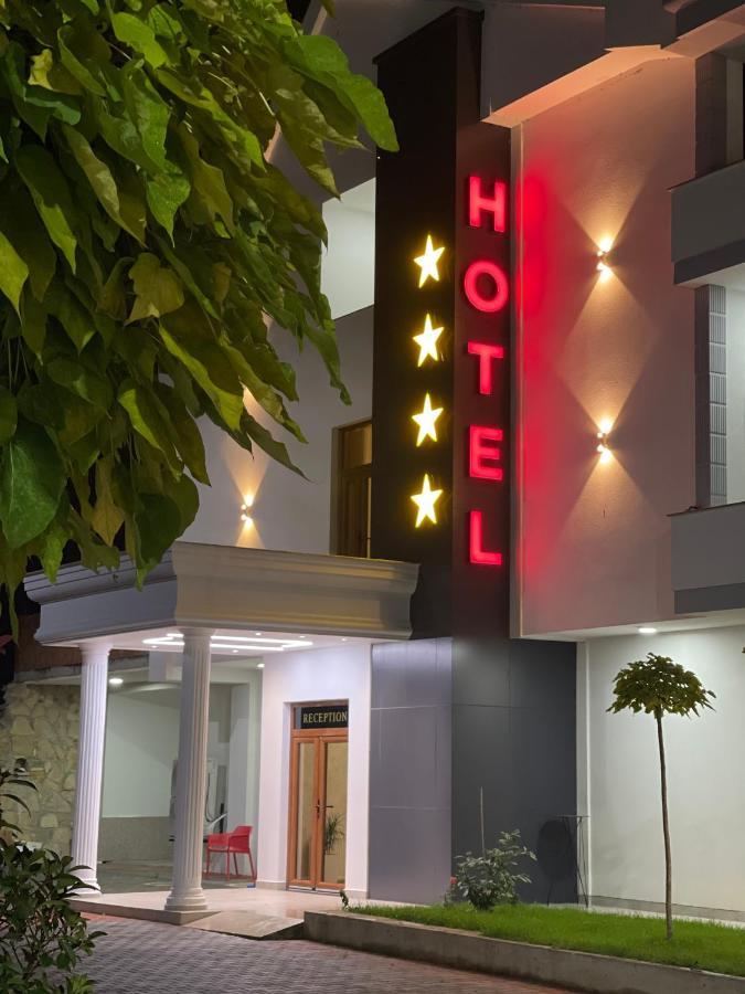 Hotel Dardania Kukes Extérieur photo