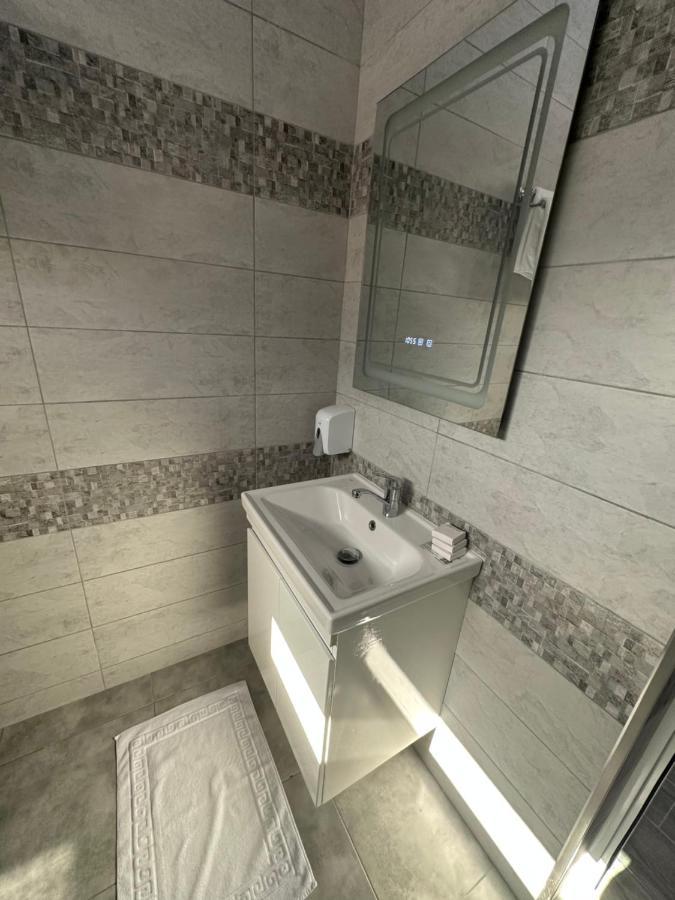 Hotel Dardania Kukes Extérieur photo